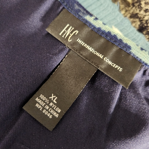 INC International Concepts Cut Out Beaded Neck and Cut Out Sleeves Size XL - Picture 5 of 7